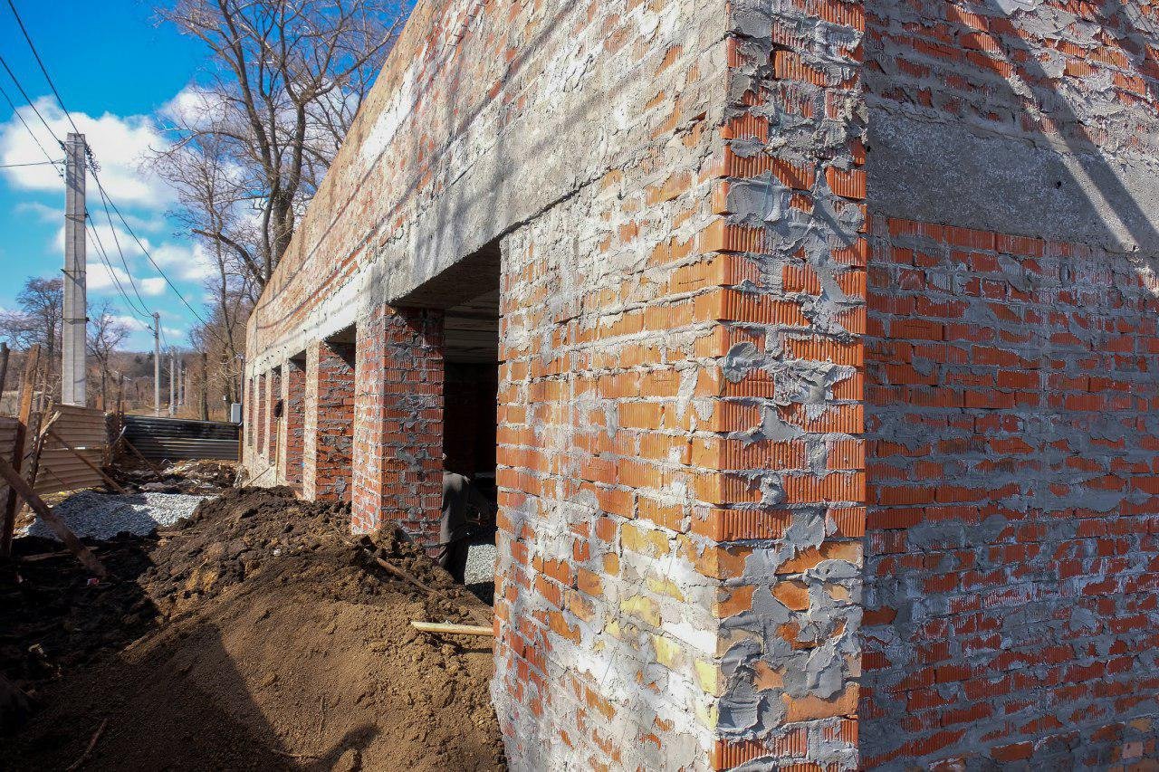 Строительство в разгаре