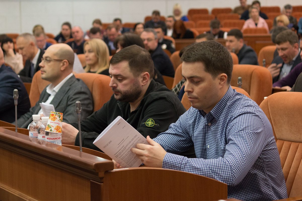 Простите, но патч слишком бросается в глаза, чтобы о нем не сказать Простите, но патч слишком бросается в глаза, чтобы о нем не сказать