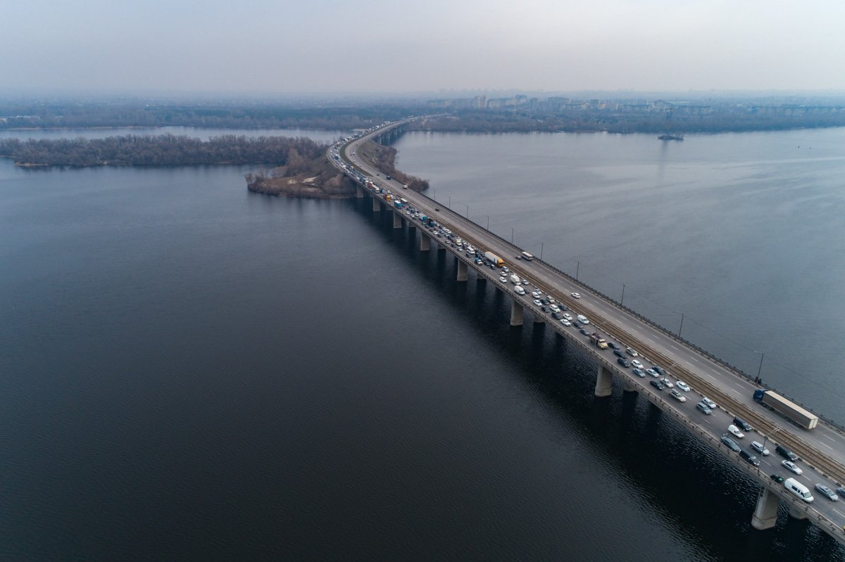 Вряд ли кто-то из тех, кто простоял добрые полчаса в пробке, планировал сегодня опоздать на работу или пропустить важную встречу Вряд ли кто-то из тех, кто простоял добрые полчаса в пробке, планировал сегодня опоздать на работу или пропустить важную встречу