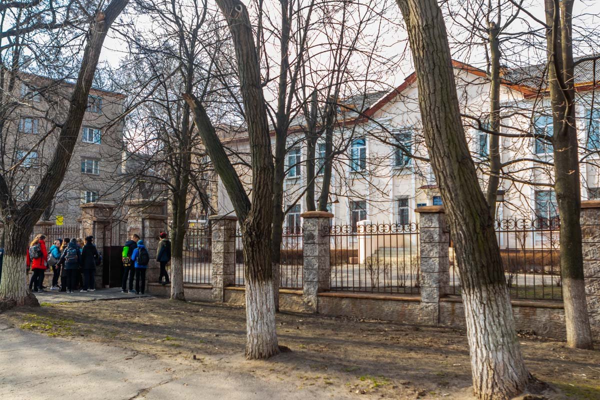 На месте происшествия работали спасатели и полиция На месте происшествия работали спасатели и полиция