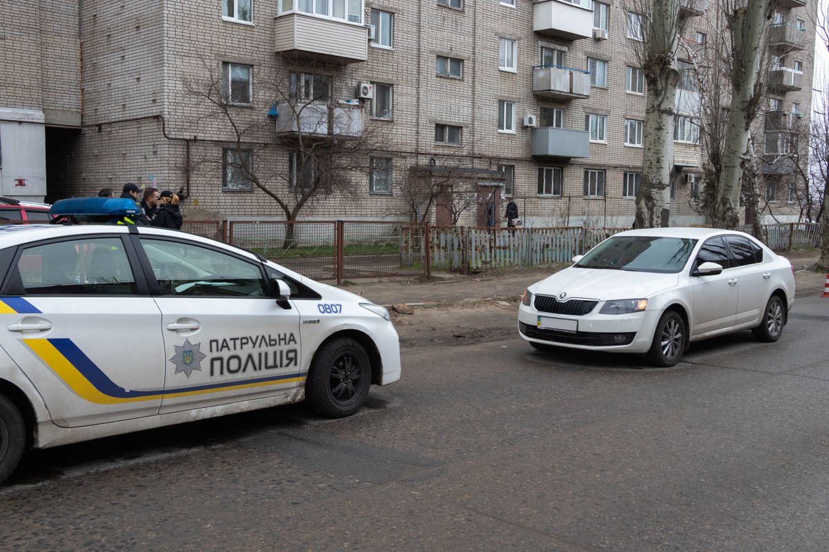 На месте работает патрульная полиция 