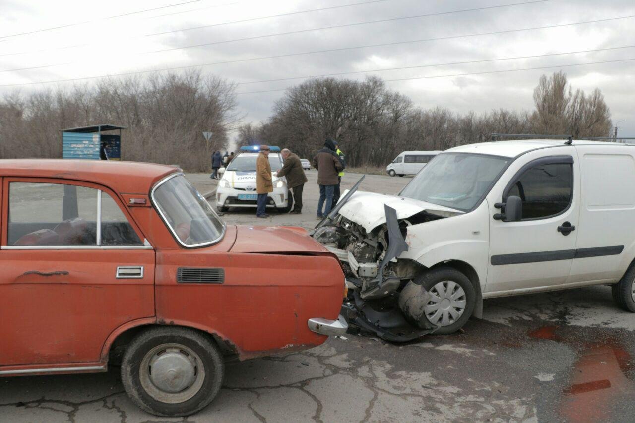 Полиция разбирается в обстоятельствах аварии