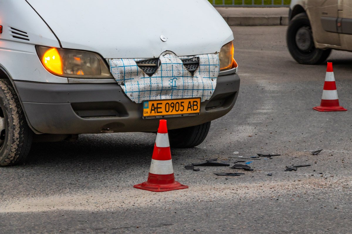 Москвич скрылся с места происшествия Москвич скрылся с места происшествия