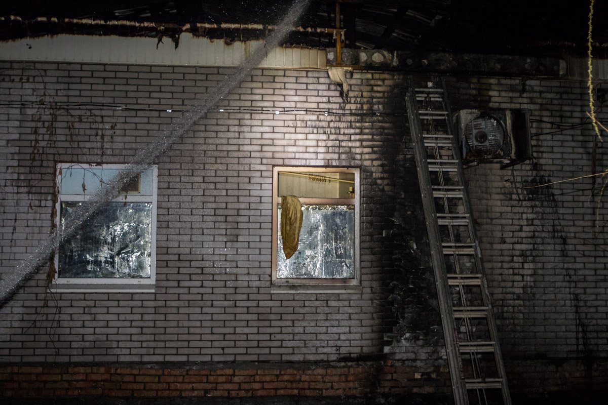 Был это поджог или типичное короткое замыкание от неисправности техники - неизвестно