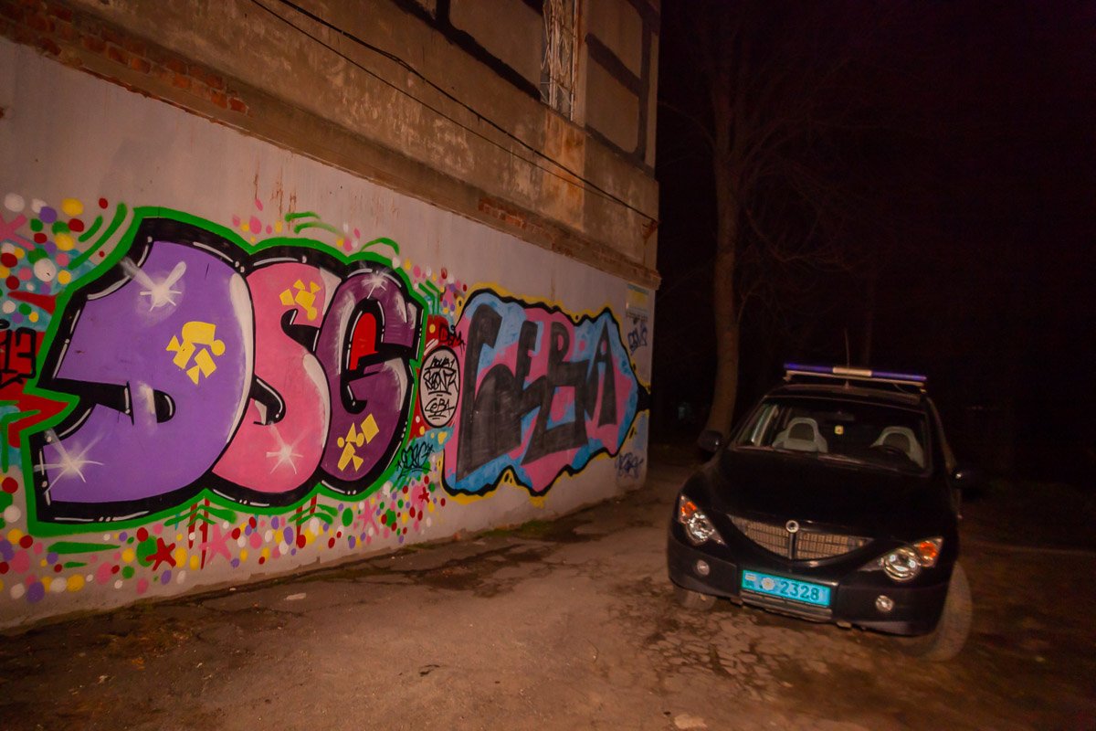 Пострадавшую забрала скорая