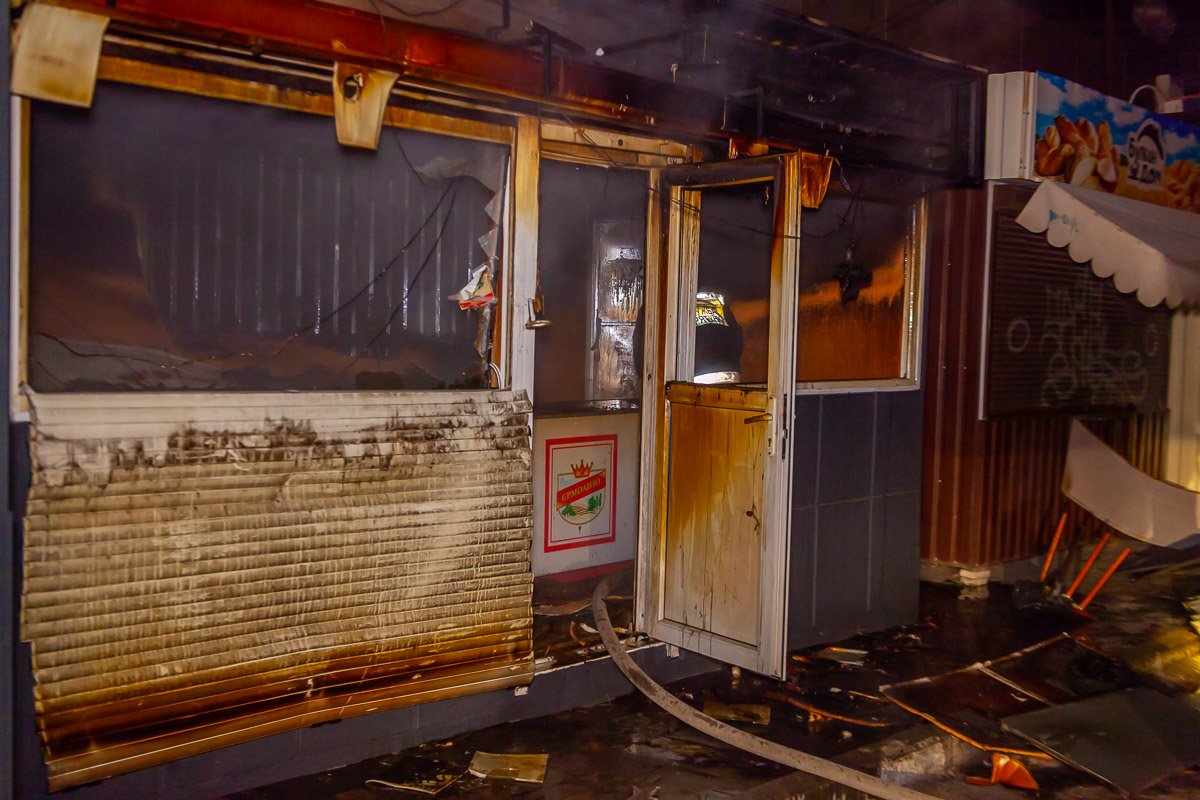 Один из лотков находился на улице Байкальской