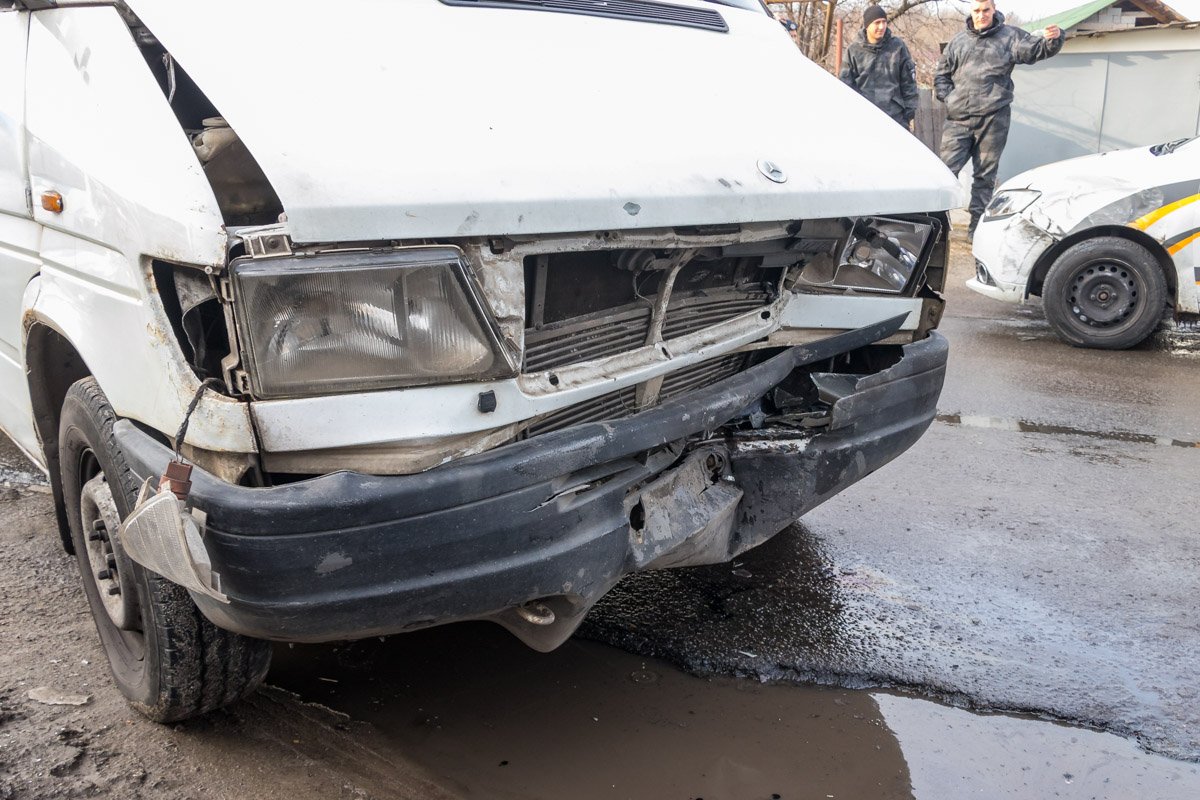 Первое ДТП произошло в 6:40 Первое ДТП произошло в 6:40