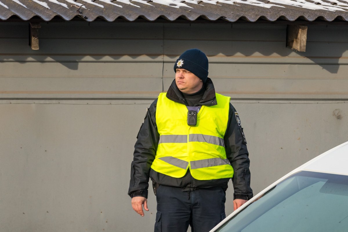 На место вызвали следователя по ДТП На место вызвали следователя по ДТП