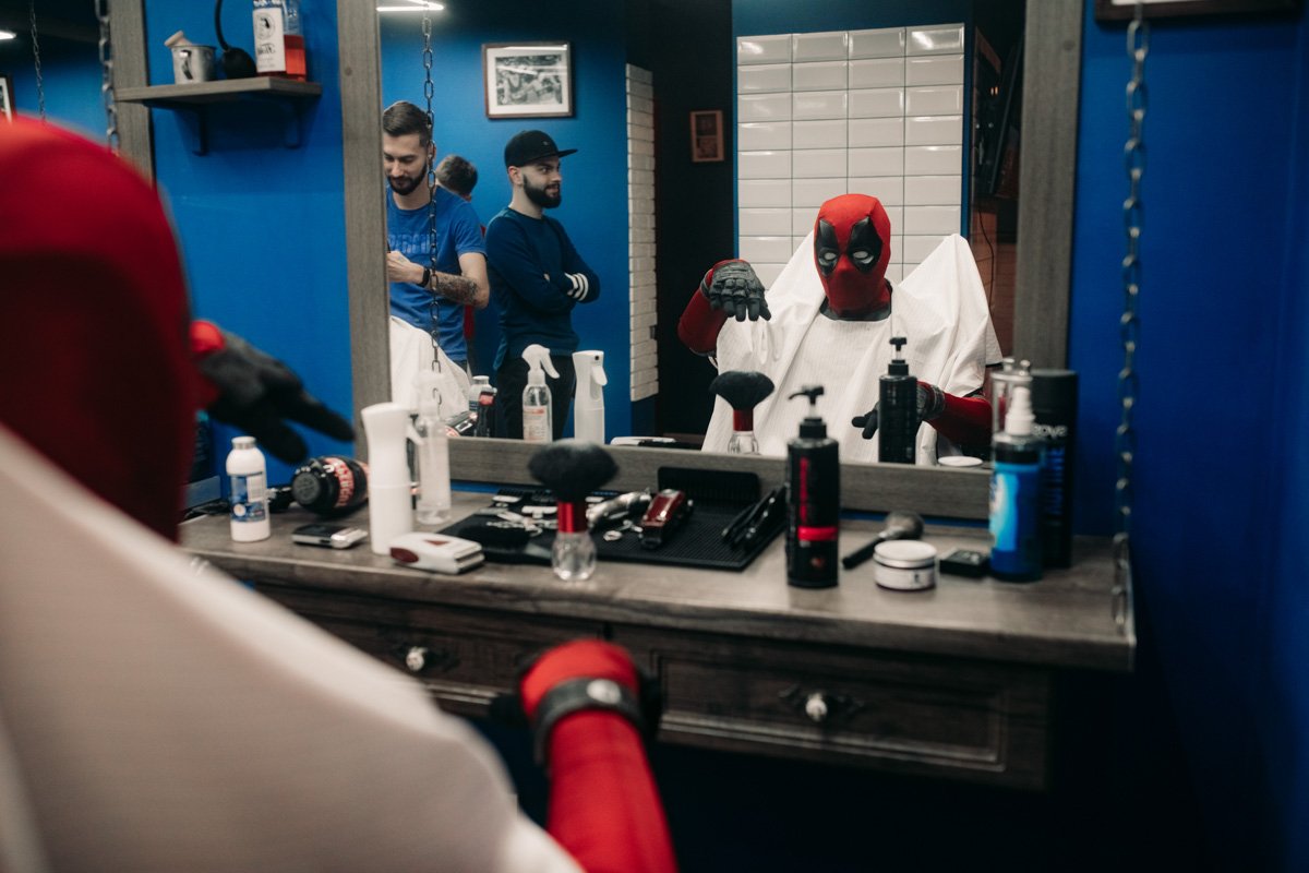 Пора, дружок, исправлять эту мордоплясию!