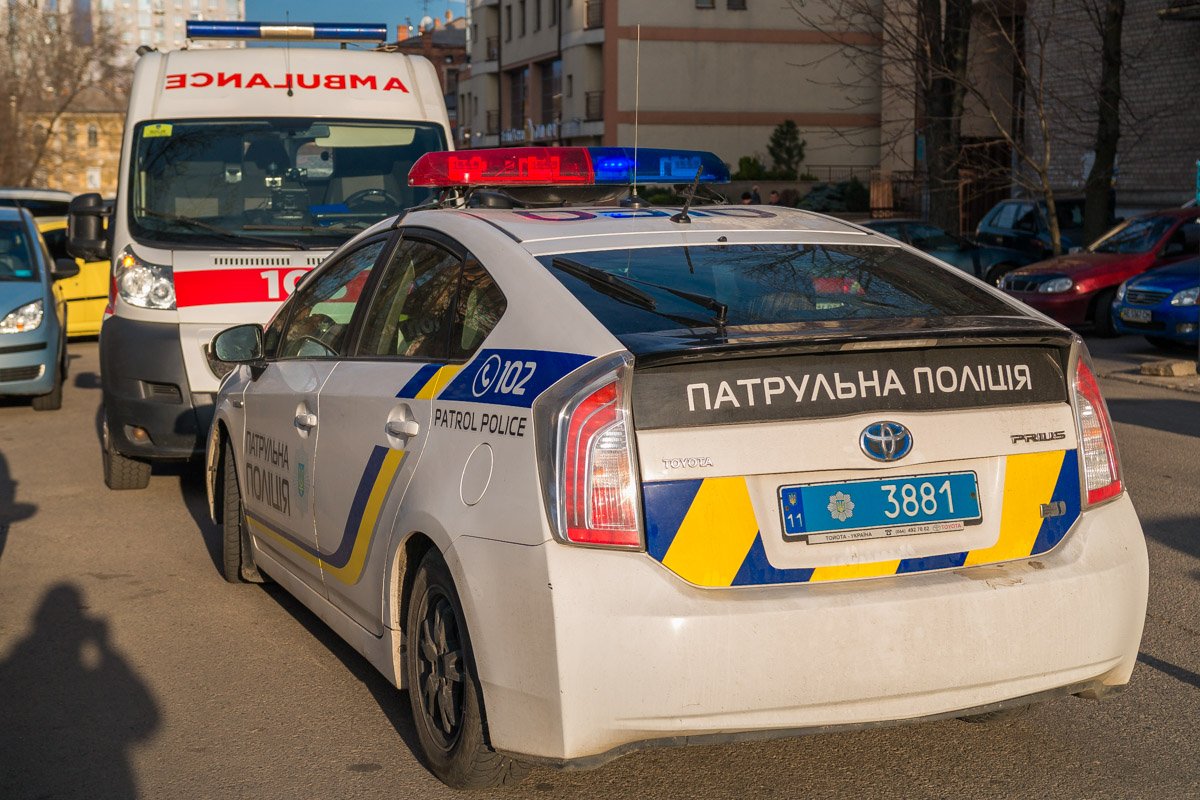 В момент аварии медики оказывали помощь пациенту В момент аварии медики оказывали помощь пациенту