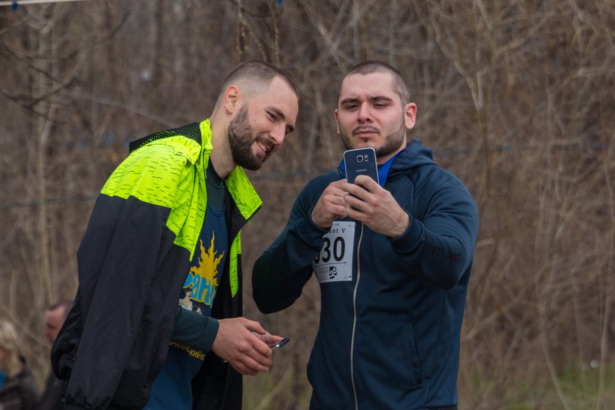 Куда же без селфи Куда же без селфи