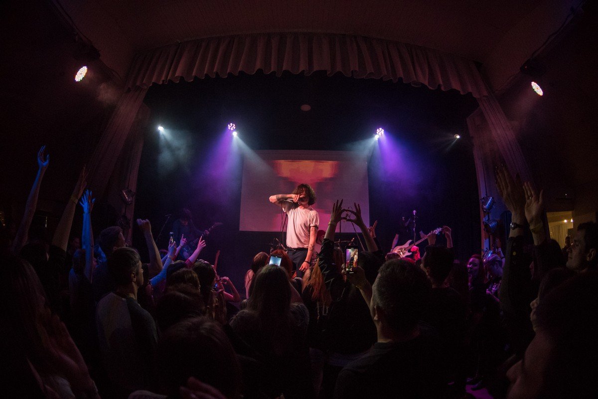 Зал остался доволен