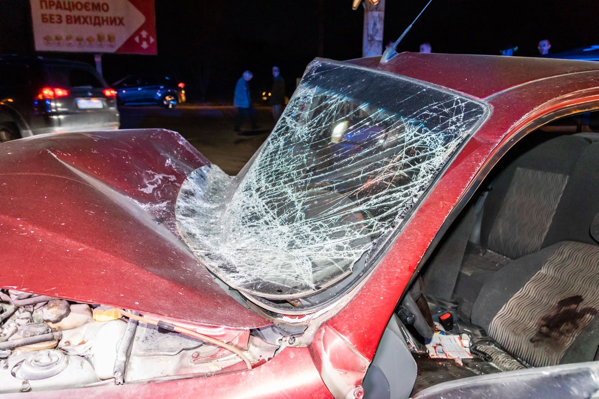 Автомобили-участники превратились в груду металла Автомобили-участники превратились в груду металла