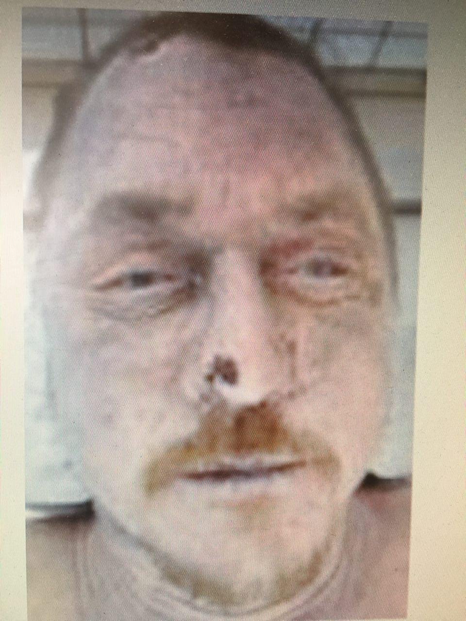 Полиция просит сообщить любую информацию об умершем Полиция просит сообщить любую информацию об умершем