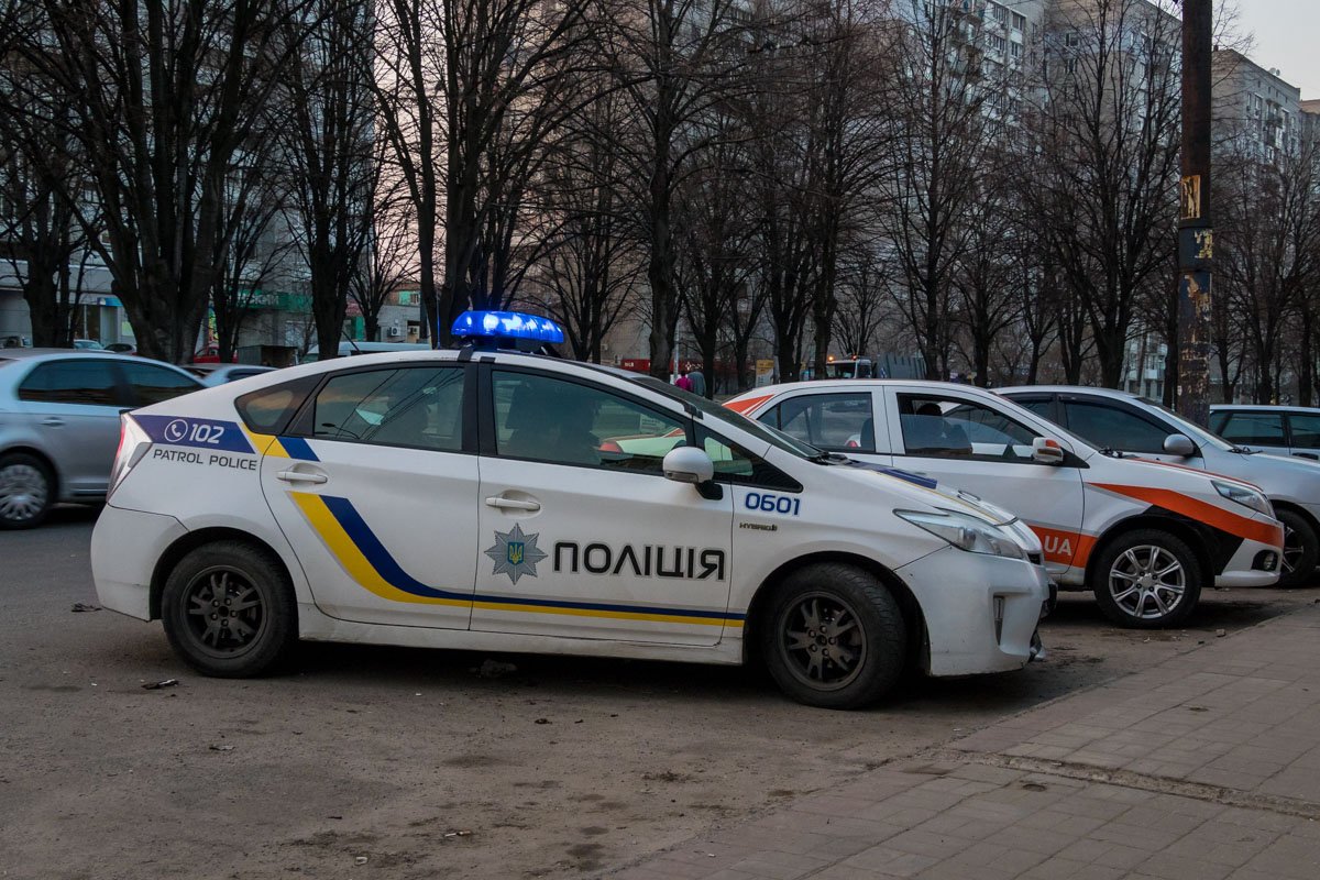 Патрульные эвакуировали всех посетителей супермаркета 