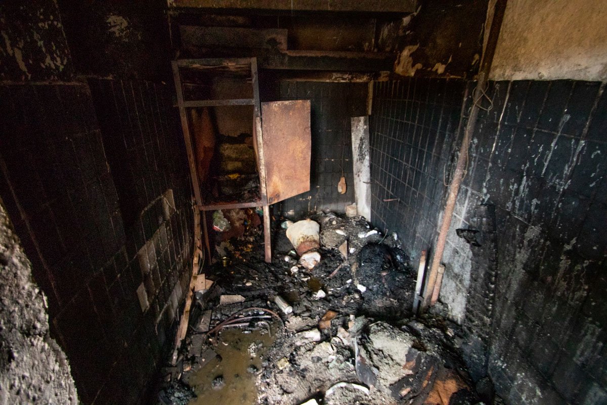 Огонь уничтожил мусор, находившийся на 7 квадратных метрах