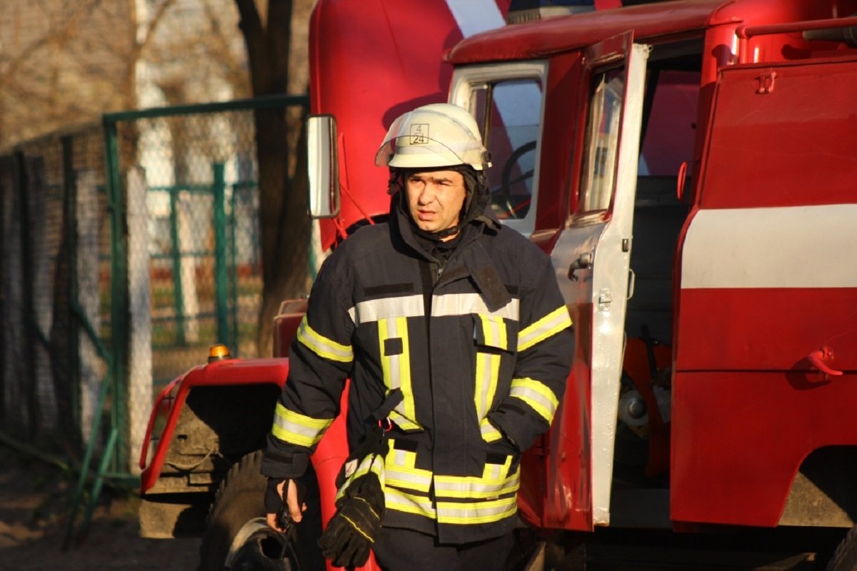 Пожарным удалось локализовать возгорание в 17:44, а в 18:00 огонь был полностью ликвидирован Пожарным удалось локализовать возгорание в 17:44, а в 18:00 огонь был полностью ликвидирован