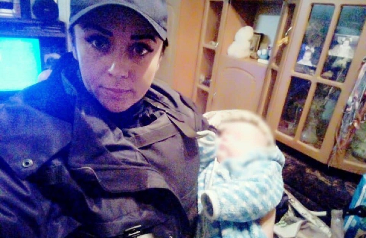 В Днепре полицейские забрали 3-месячного ребенка у пьяной матери