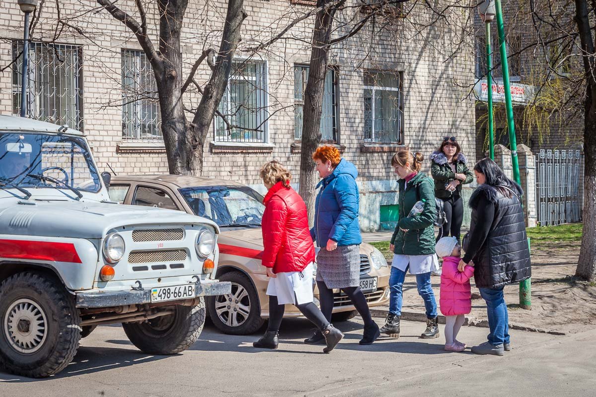 Предварительно, неизвестный мог распылить возле регистратуры газовый баллон