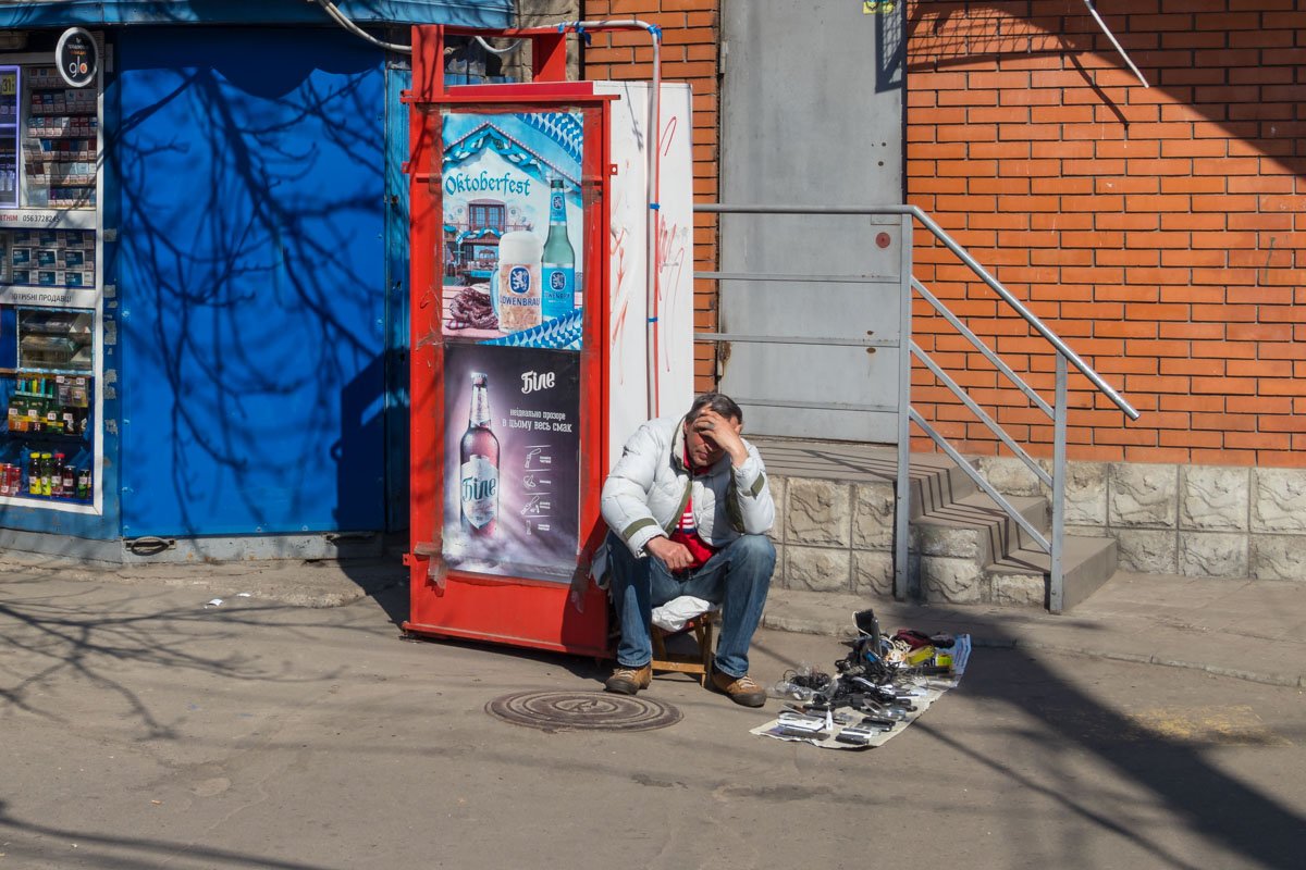 Или поломанных телефонов?