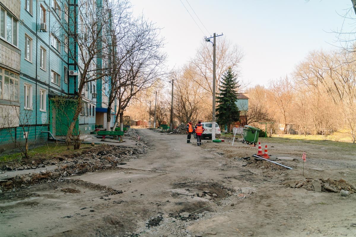 Теперь тут появится дорога Теперь тут появится дорога