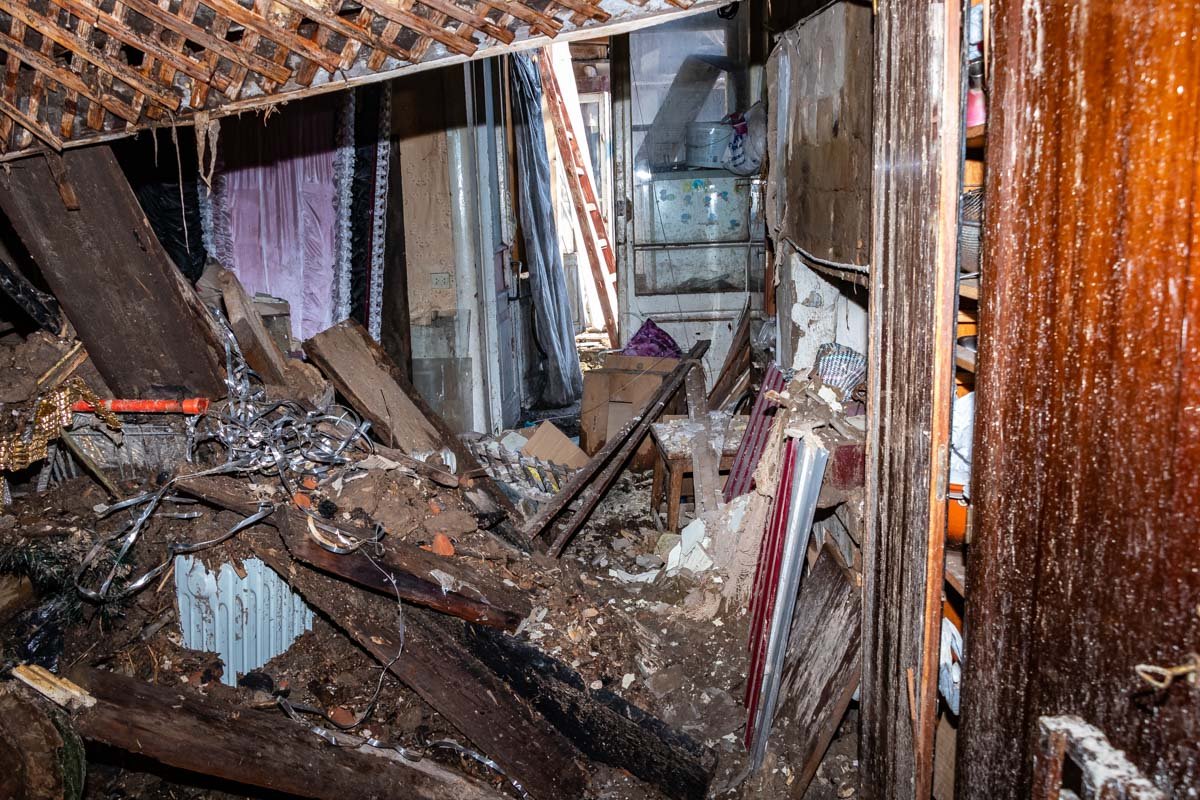 Заходить в некоторые комнаты опасно