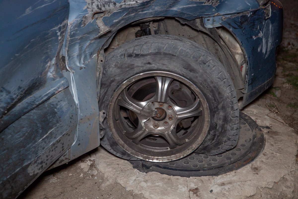 По предварительной информации, водитель находился за рулем в состоянии алкогольного опьянения По предварительной информации, водитель находился за рулем в состоянии алкогольного опьянения