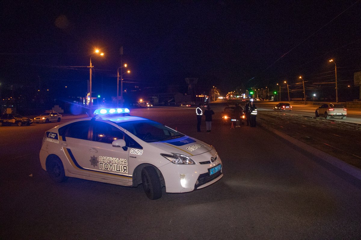 Водитель скрылась с места, но затем вернулась Водитель скрылась с места, но затем вернулась