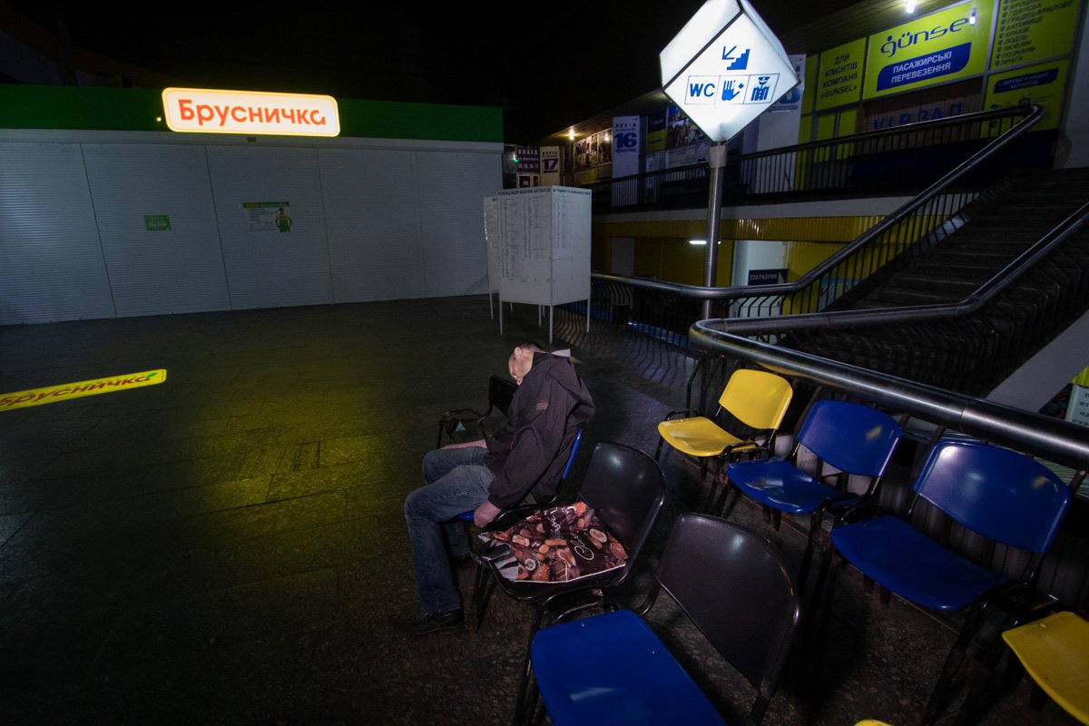 У мужчины были при себе документы и его личность установлена У мужчины были при себе документы и его личность установлена