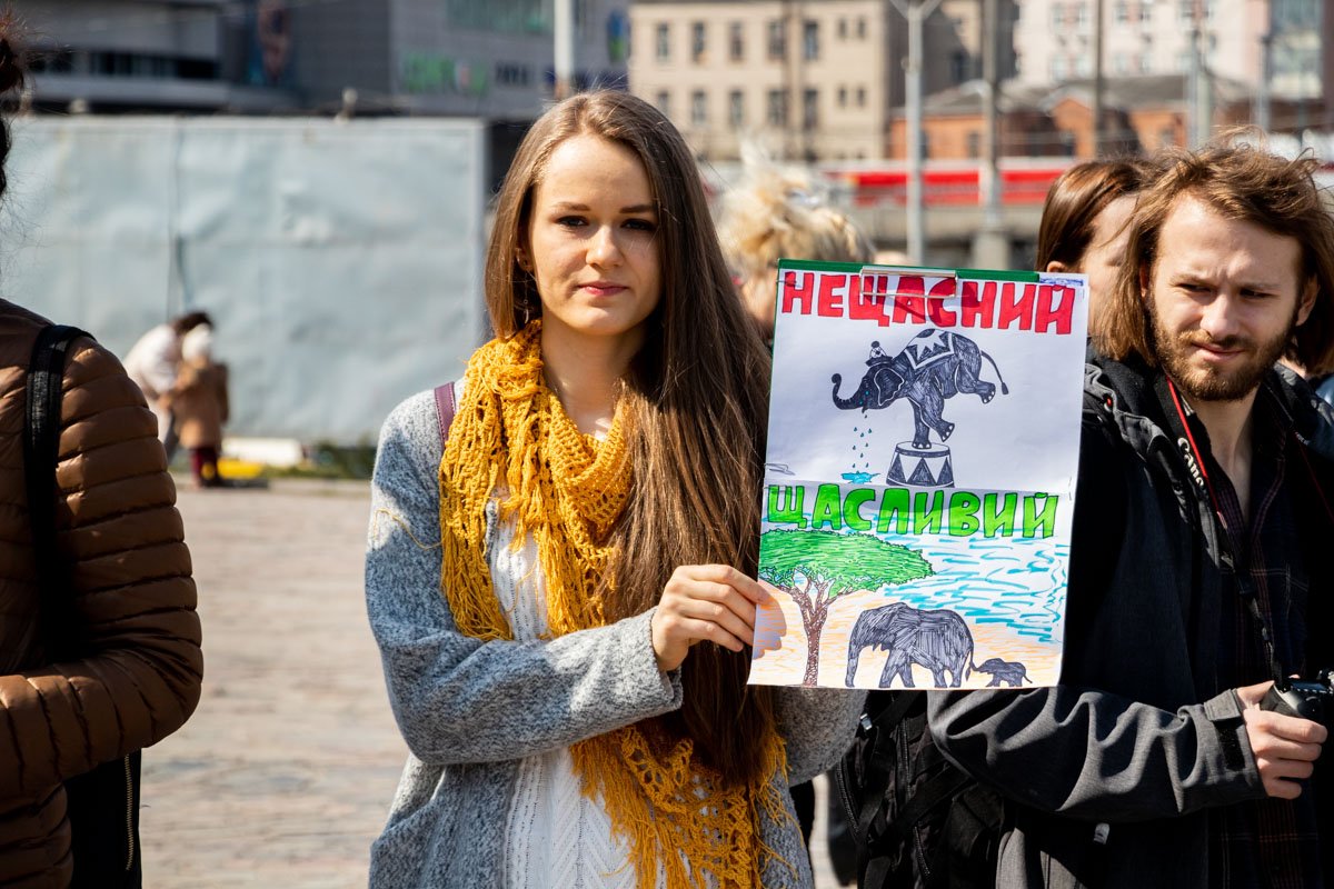 Никто не заслуживает жестокого обращения к себе