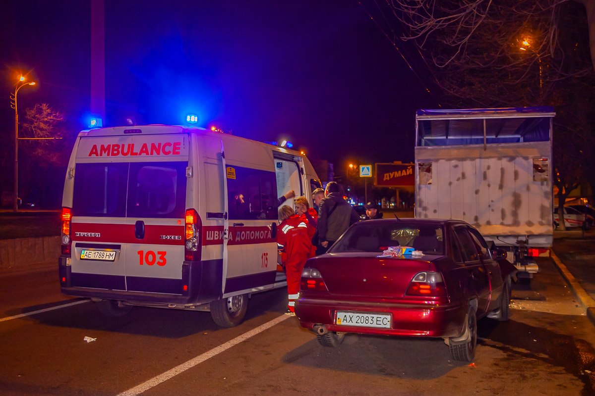 Обоих госпитализировали