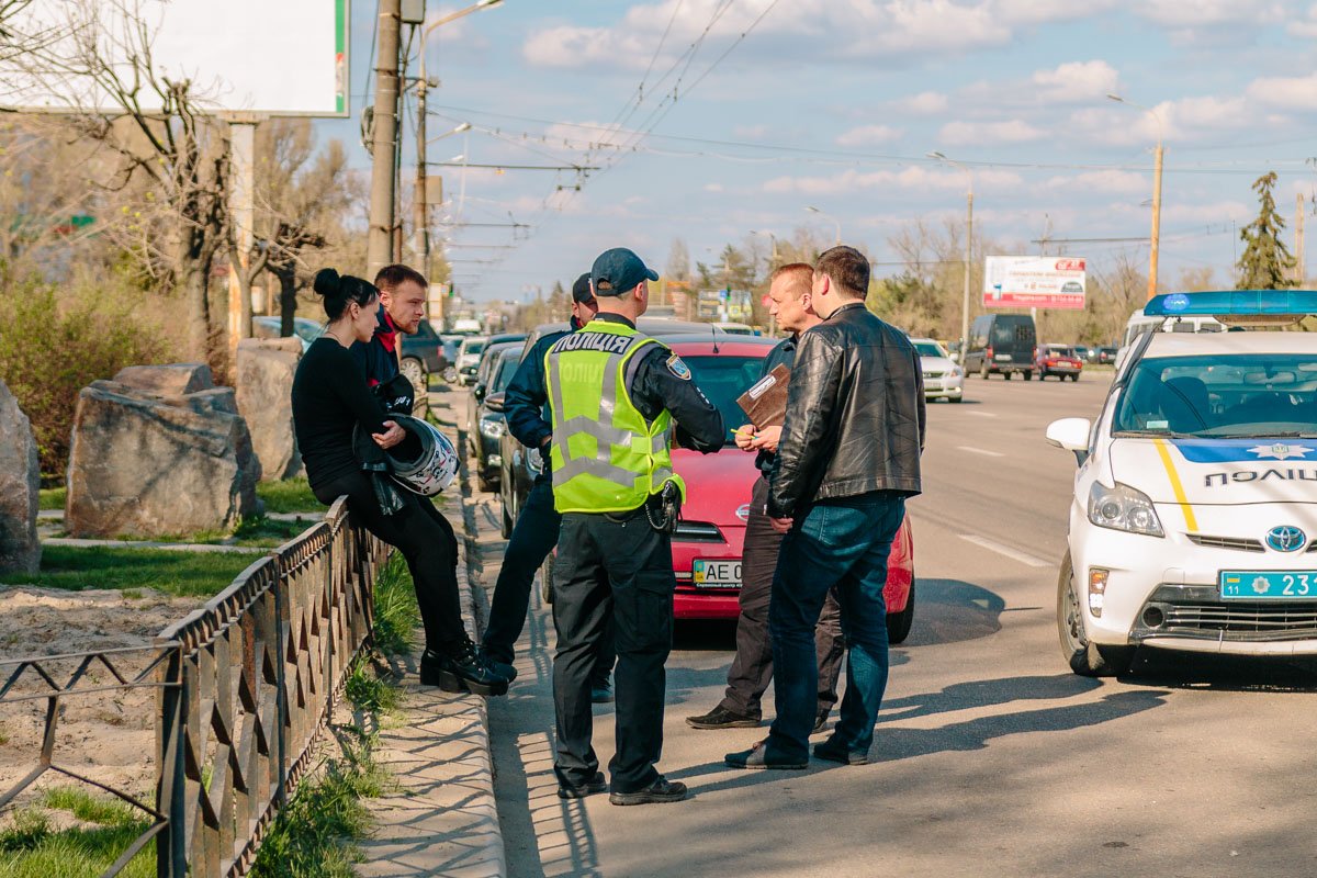 Водителю мотоцикла оказали помощь на месте, от госпитализации он отказался
