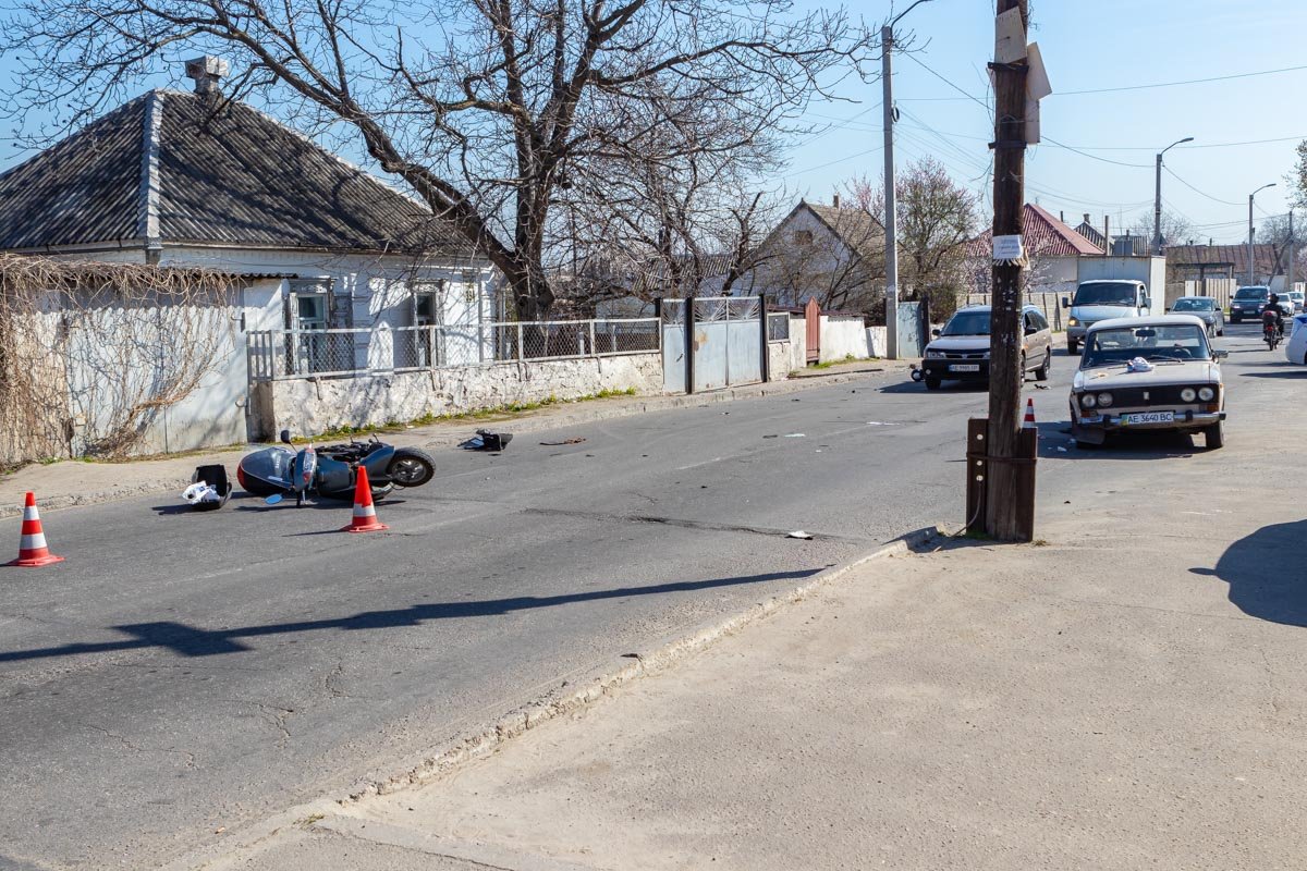 На месте ожидают следователя по ДТП На месте ожидают следователя по ДТП