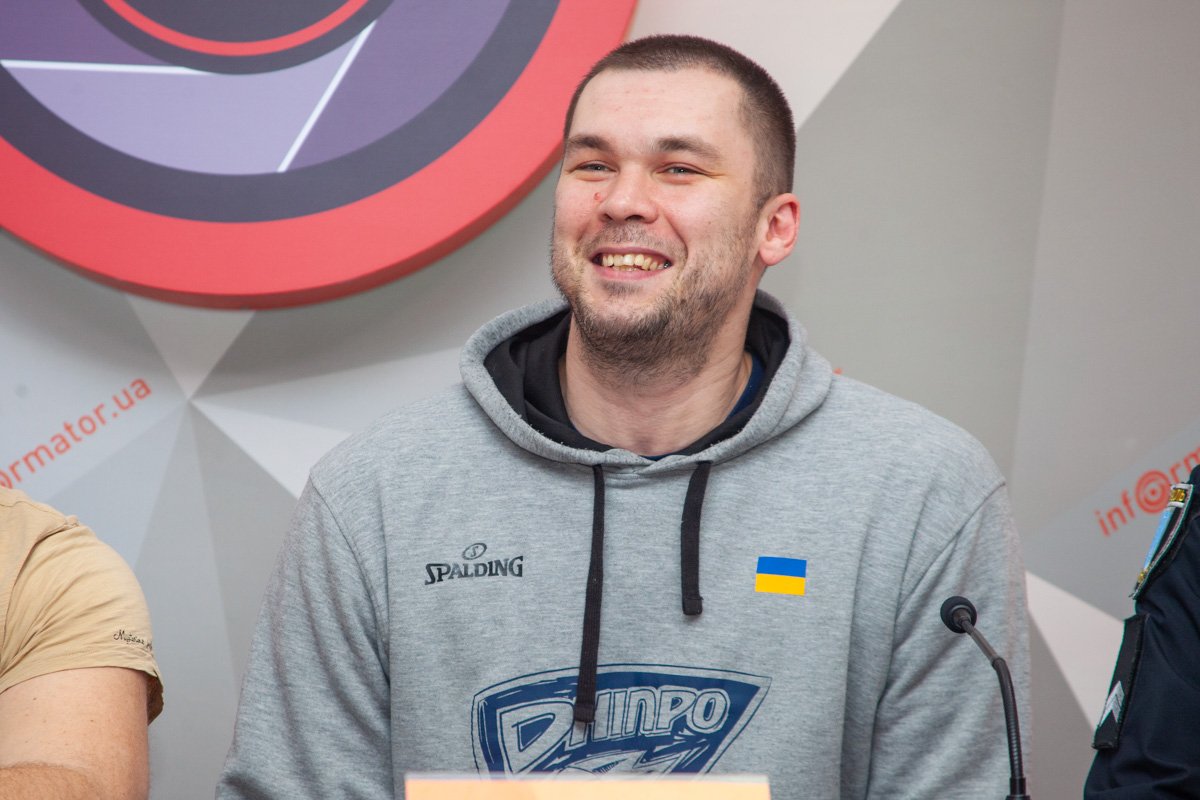 Кирилл Фесенко Кирилл Фесенко