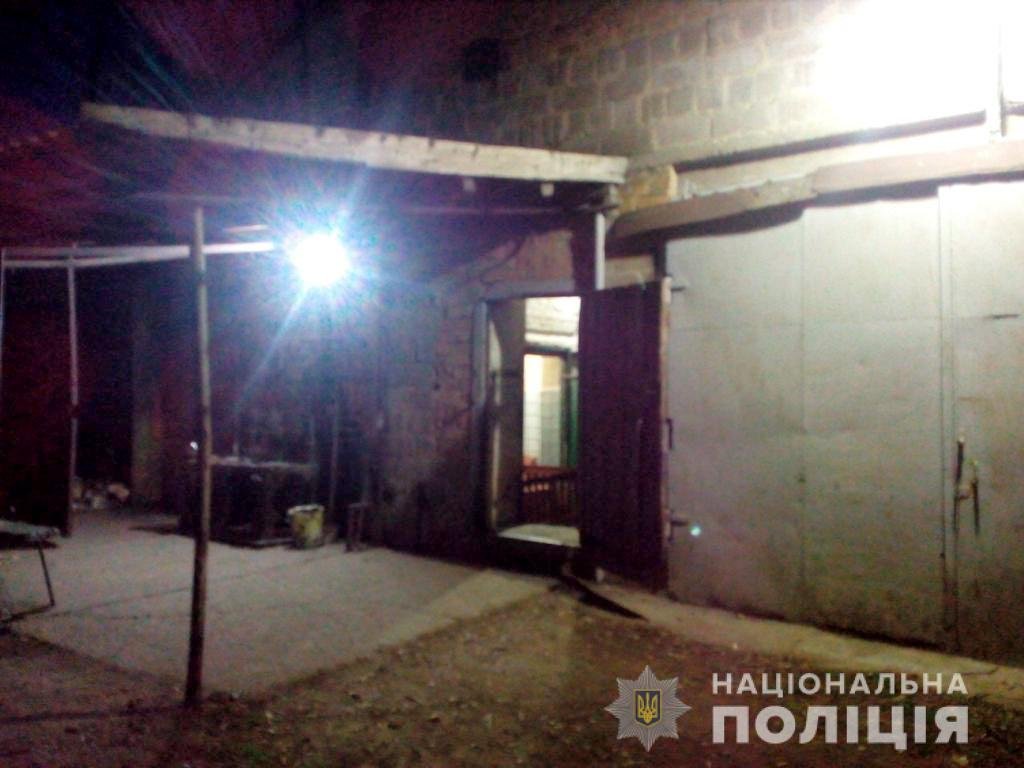 Семиклассника доставили в районную больницу с предварительным диагнозом «огнестрельное ранение левой височной области» Семиклассника доставили в районную больницу с предварительным диагнозом «огнестрельное ранение левой височной области»