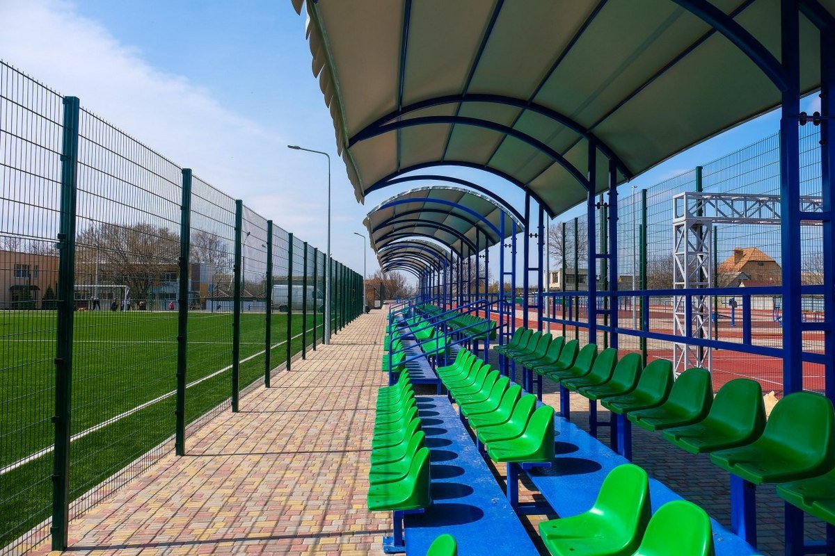 Отсюда можно следить за игрой