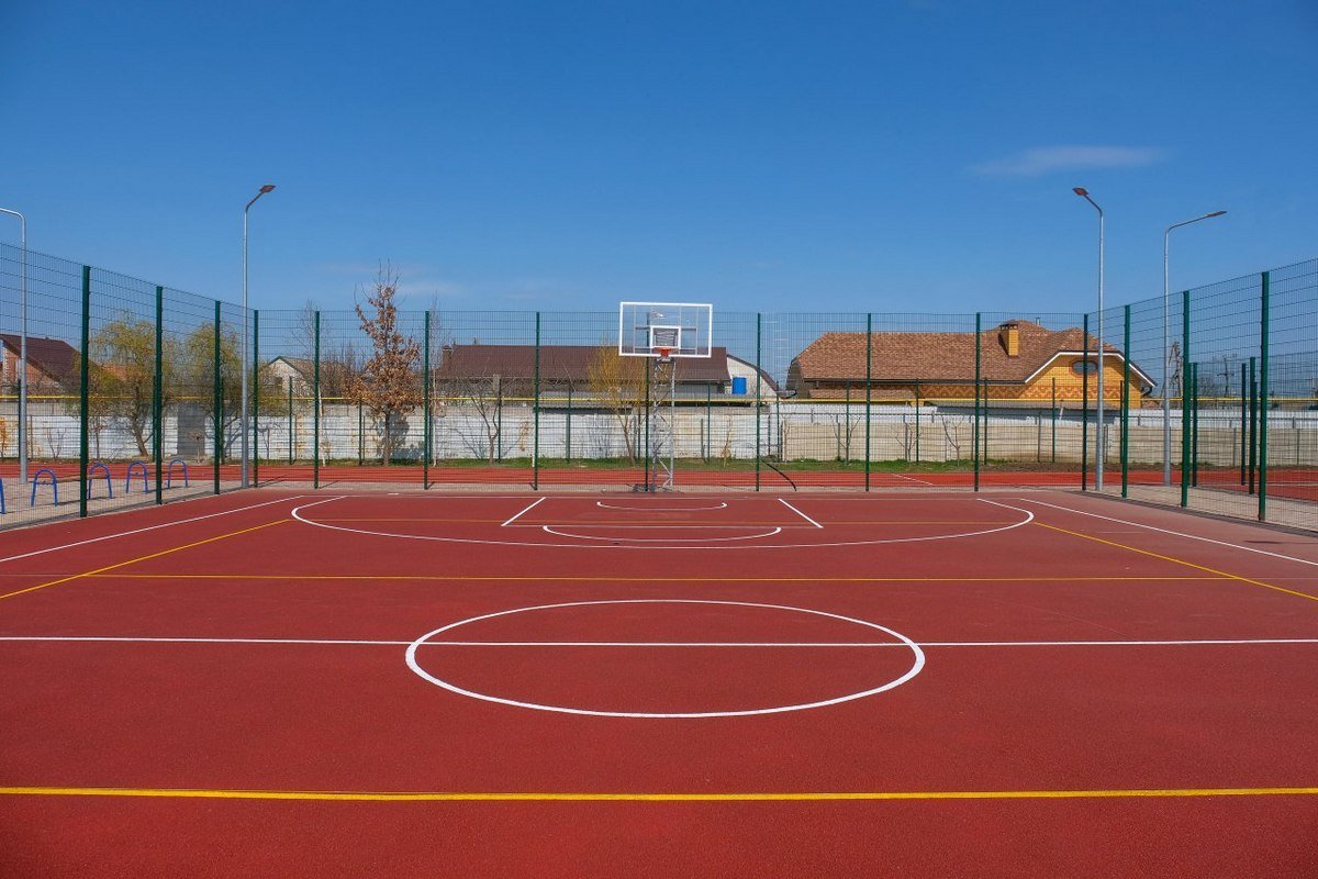 ДнепрОГА планирует продолжать строить новые стадионы и реконструировать школы