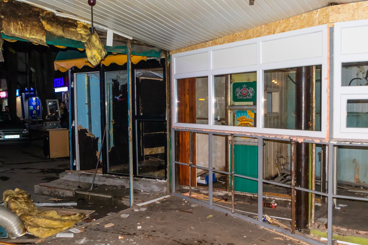 На месте работали сотрудники муниципальной стражи и патрульные