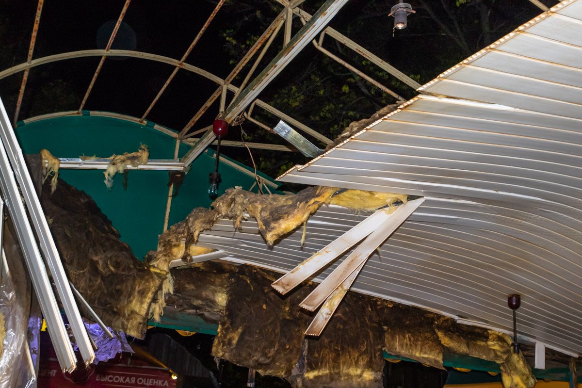 Здание разобрали буквально на кирпичики 