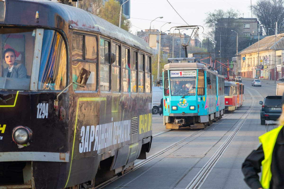 Из-за аварии на месте образовалась пробка Из-за аварии на месте образовалась пробка