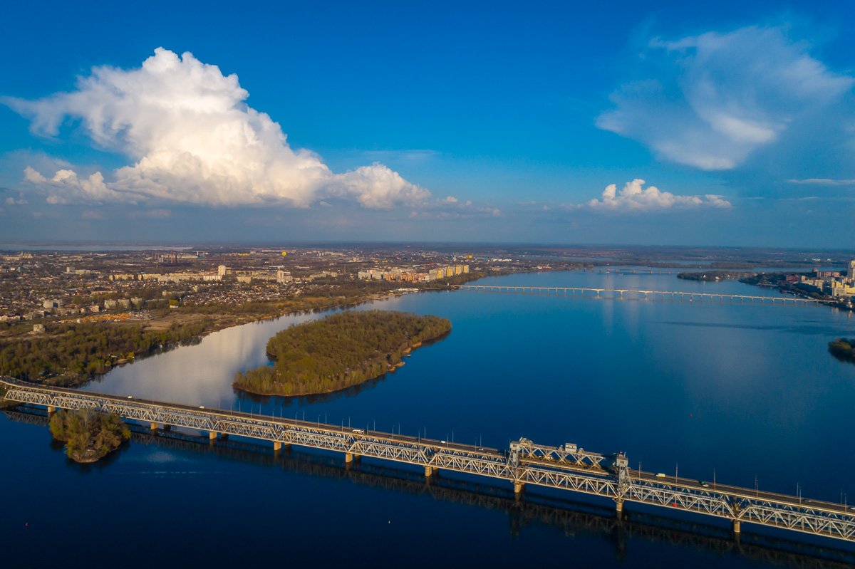 Не случайно совсем не в каждом. Твое счастье находит дом.