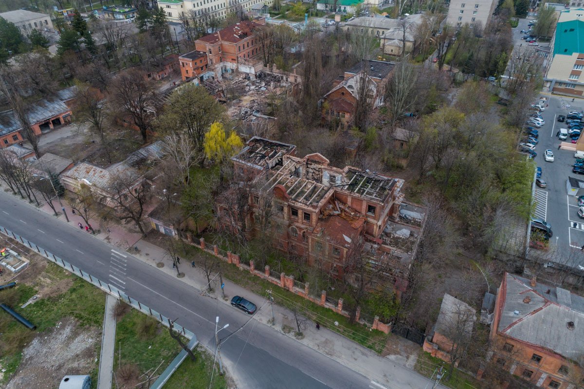 Дом находится на Яворницкого, 12 Дом находится на Яворницкого, 12