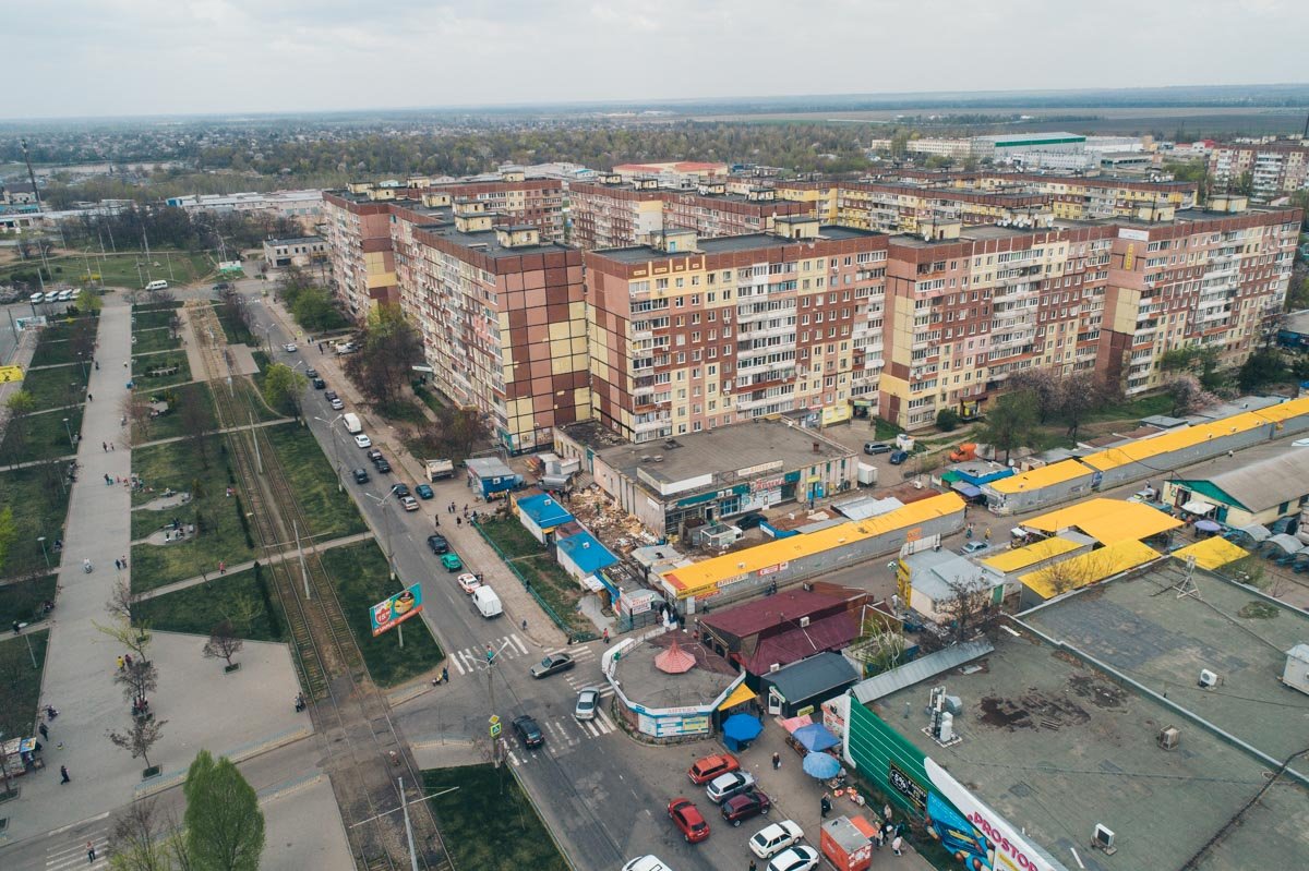 Рынок находится на переулке Вольном