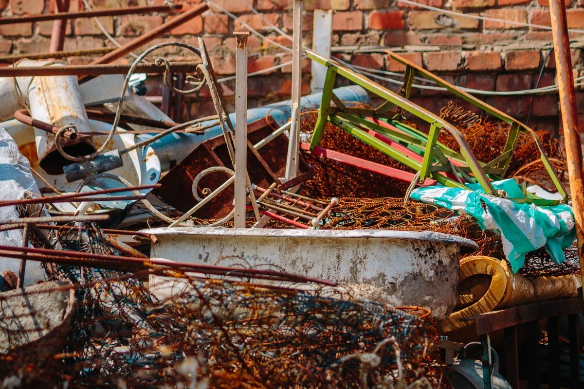 Говорят, металл нужен для ремонта Говорят, металл нужен для ремонта