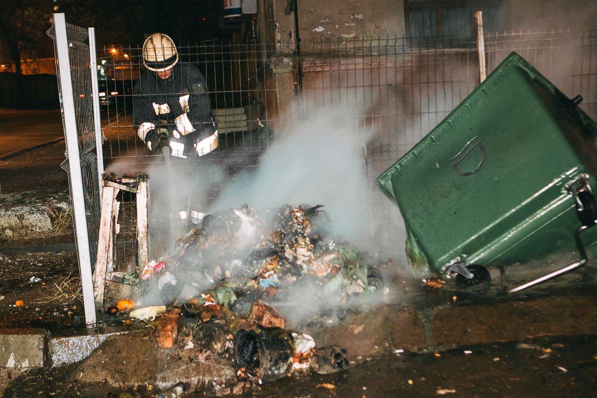 Пожар начался приблизительно в 4:30