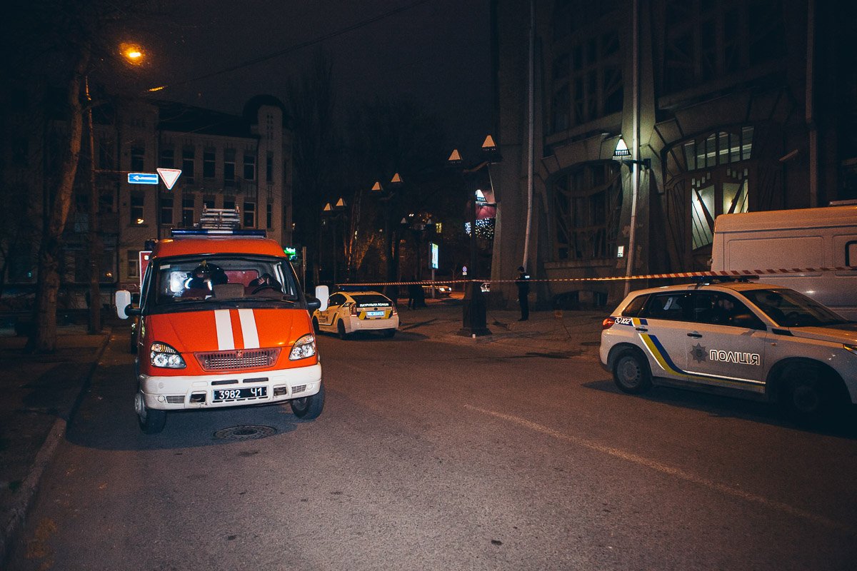 На месте работали правоохранители, спасатели и медики На месте работали правоохранители, спасатели и медики