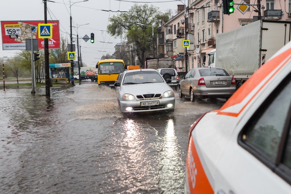 И своей машинке тоже