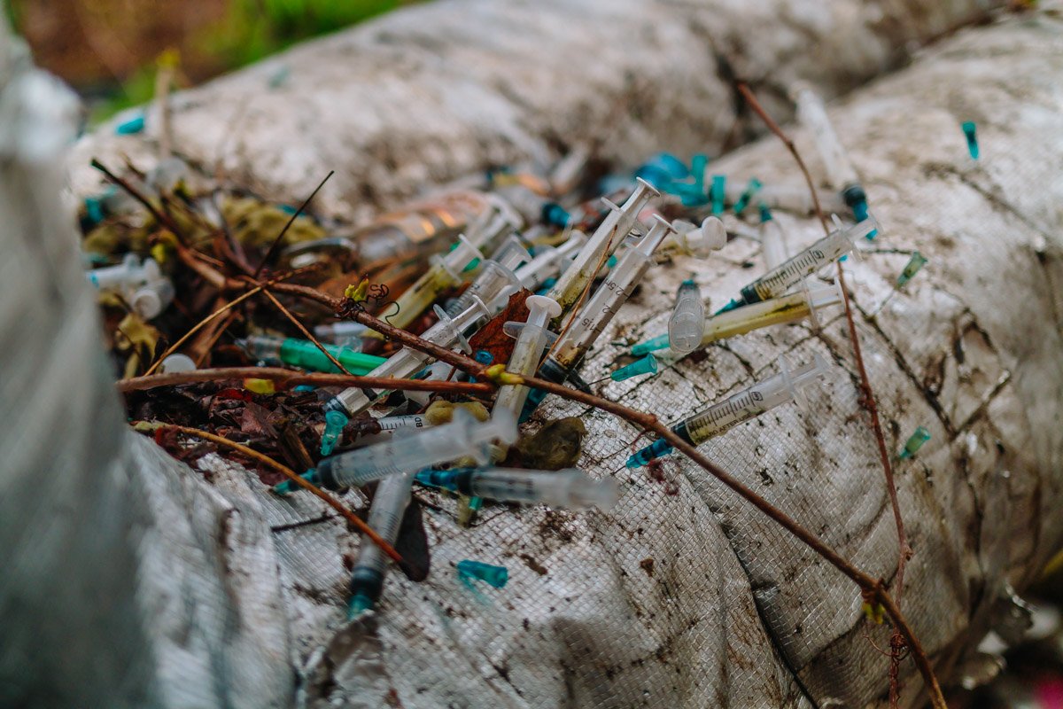 С такой проблемой можно обратиться в обслуживающую ваш адрес компанию С такой проблемой можно обратиться в обслуживающую ваш адрес компанию