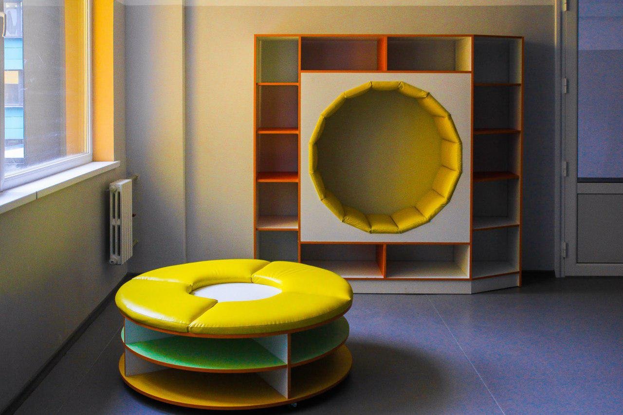 Новая яркая мебель Новая яркая мебель