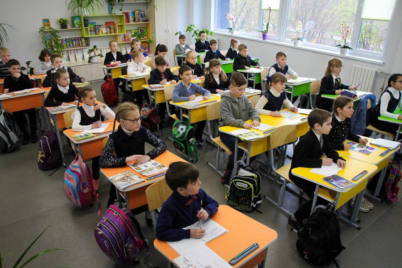 Кабинет начальных классов выглядит так Кабинет начальных классов выглядит так